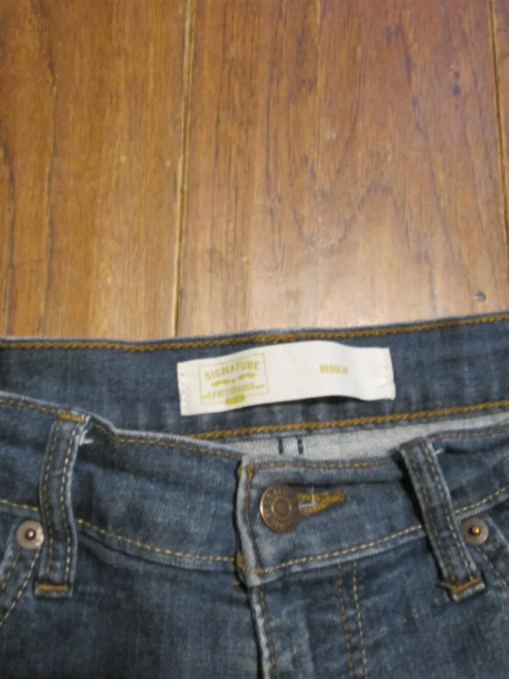 Y2k Levis Straus Gold dark washed out denim 30x32